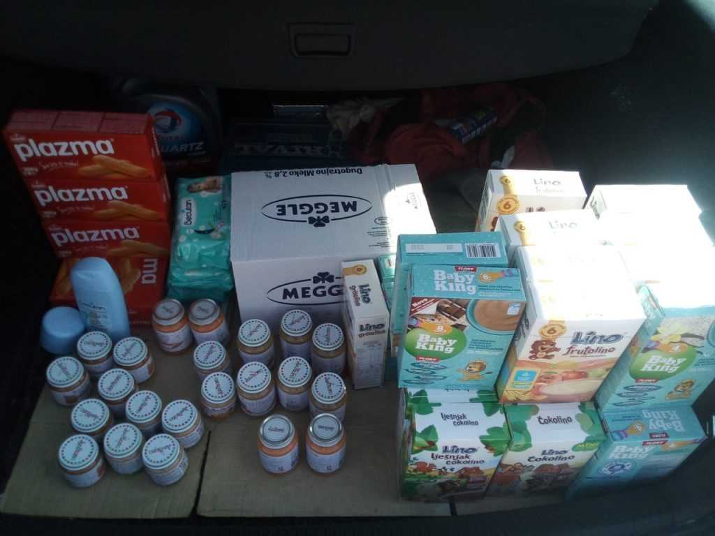 Food supplies for Nemanja Apostolović 4