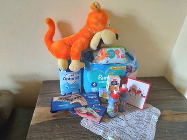 Donacija garderobe, obuće, igračaka i pelena porodici Stevanović 3