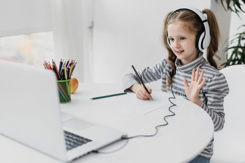 Započeli smo inicijativu za edukaciju dece i mladih u Srbiji! 2