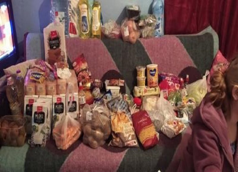 Kupovina namirnica za porodicu Slavković