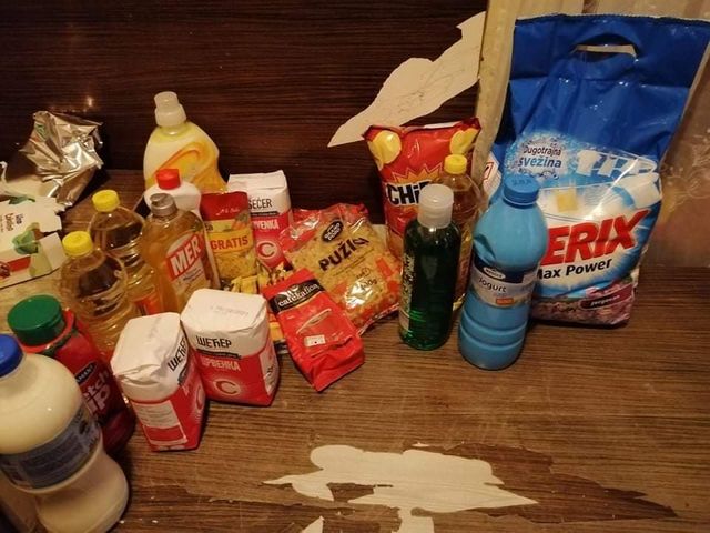 Kupovina namirnica za porodicu Stevanović