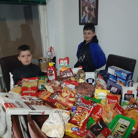 Kupovina namirnica za porodicu Milošević 2