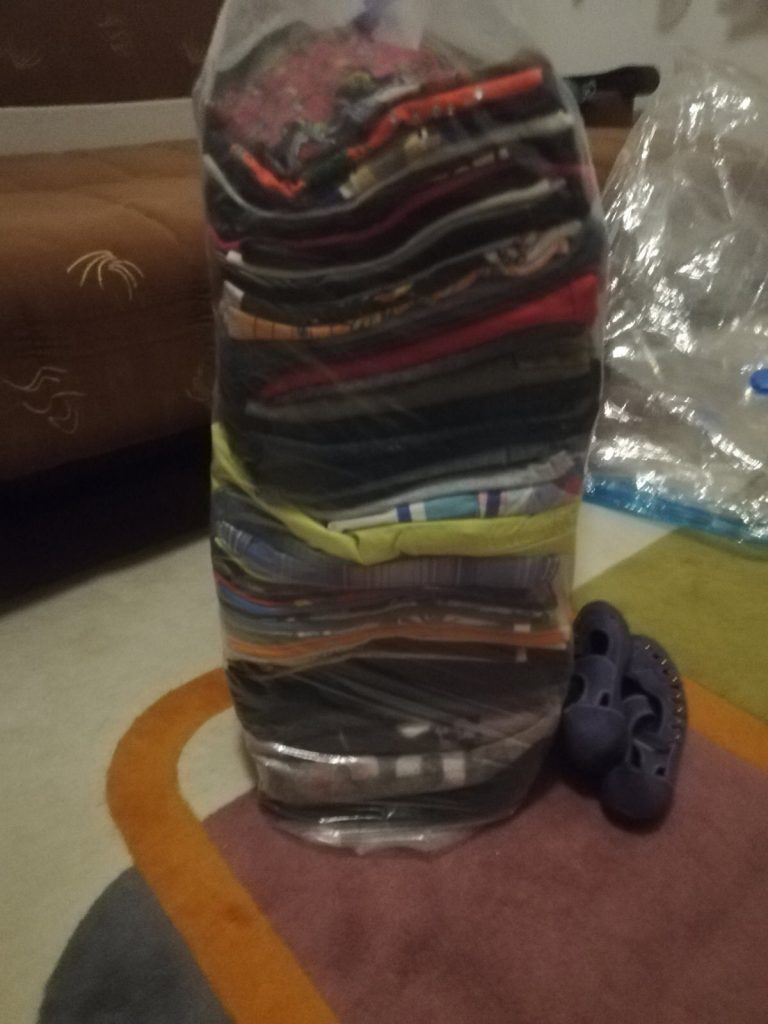 Donacija garderobe za porodicu Ratković 2 Donacija garderobe za porodicu Ratković 2