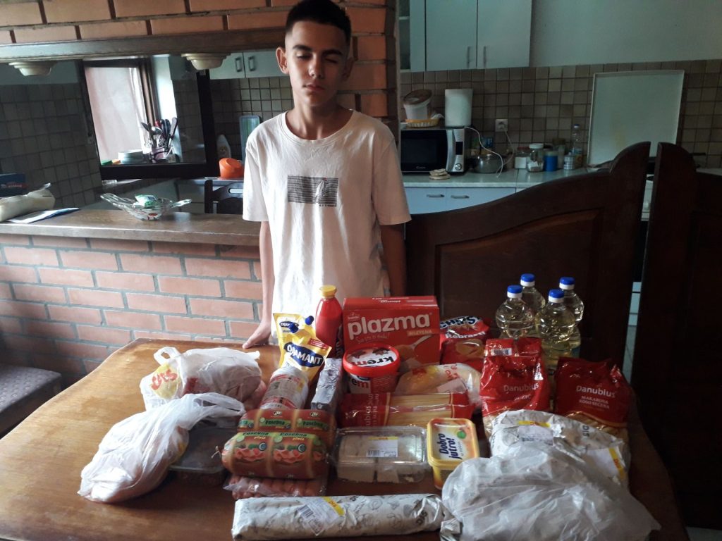 Kupovina namirnica za Andreja Dimovskog 1 Kupovina namirnica za Andreja Dimovskog 1