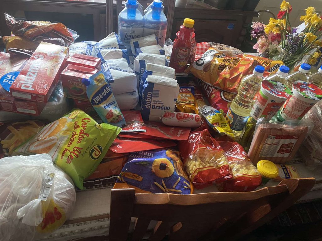 Kupovina hrane porodici Milošević 2