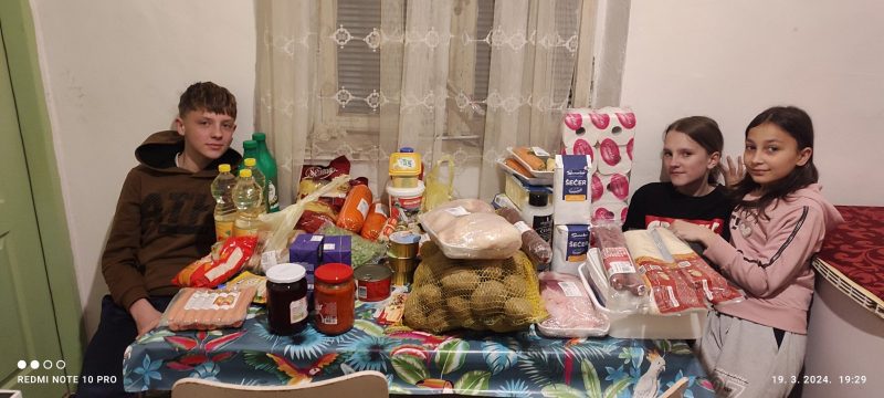 Kupovina namirnica Stepanu i njegovoj porodici