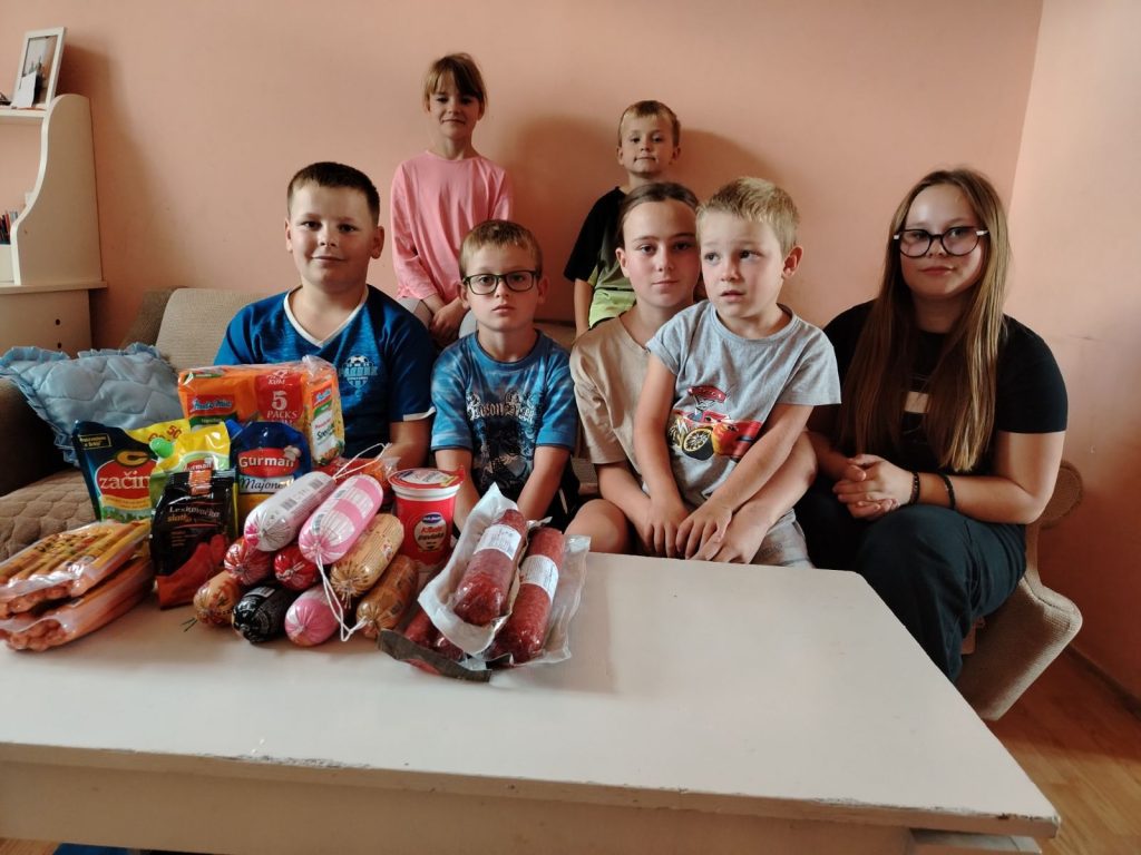 Kupovina namirnica porodici Stevanović 1