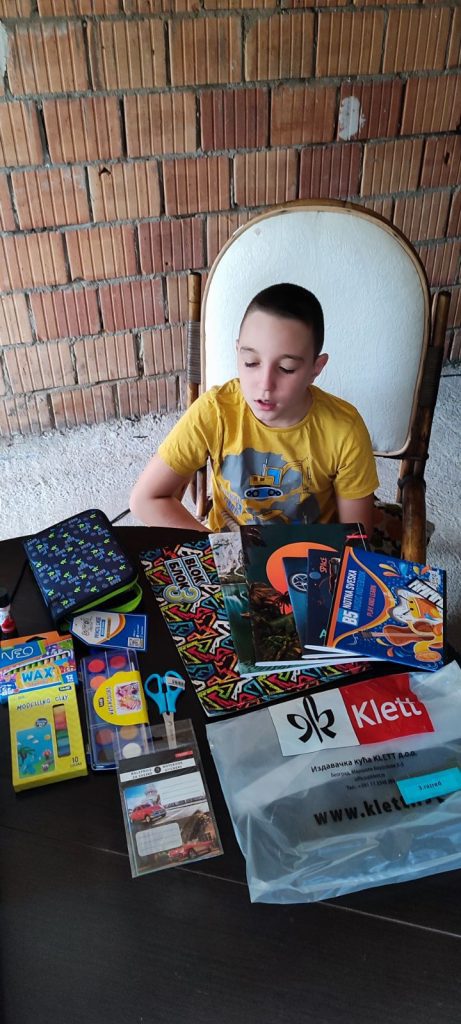 Kupovina školskog pribora ugroženoj deci 2025. 30