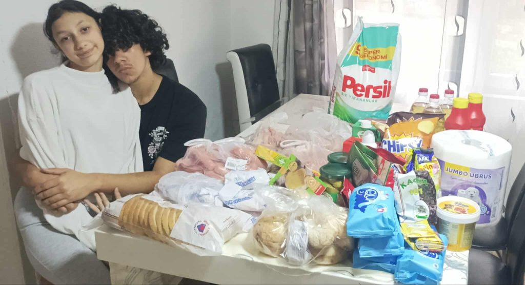 Kupovina namirnica porodici Biserčić 1