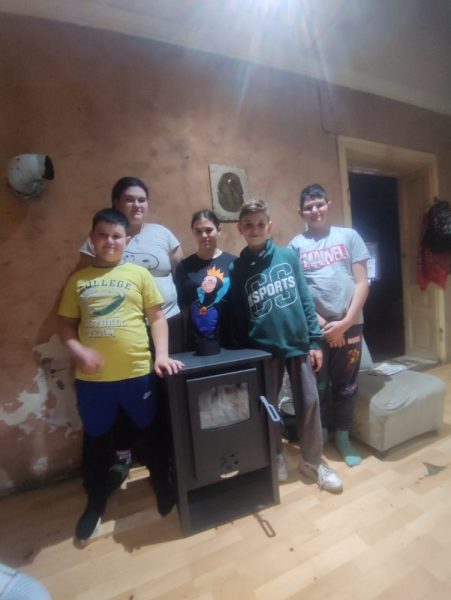 Uspešne Akcije 2 Kupovina peći na drva porodici Kačikola