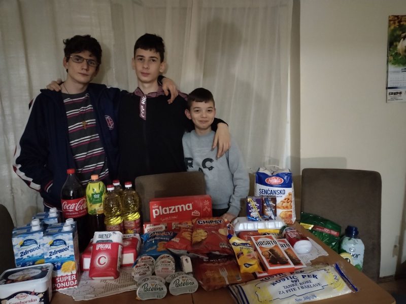 Uspešne Akcije 3 Kupovina namirnica porodici Todosijević / Jeremić