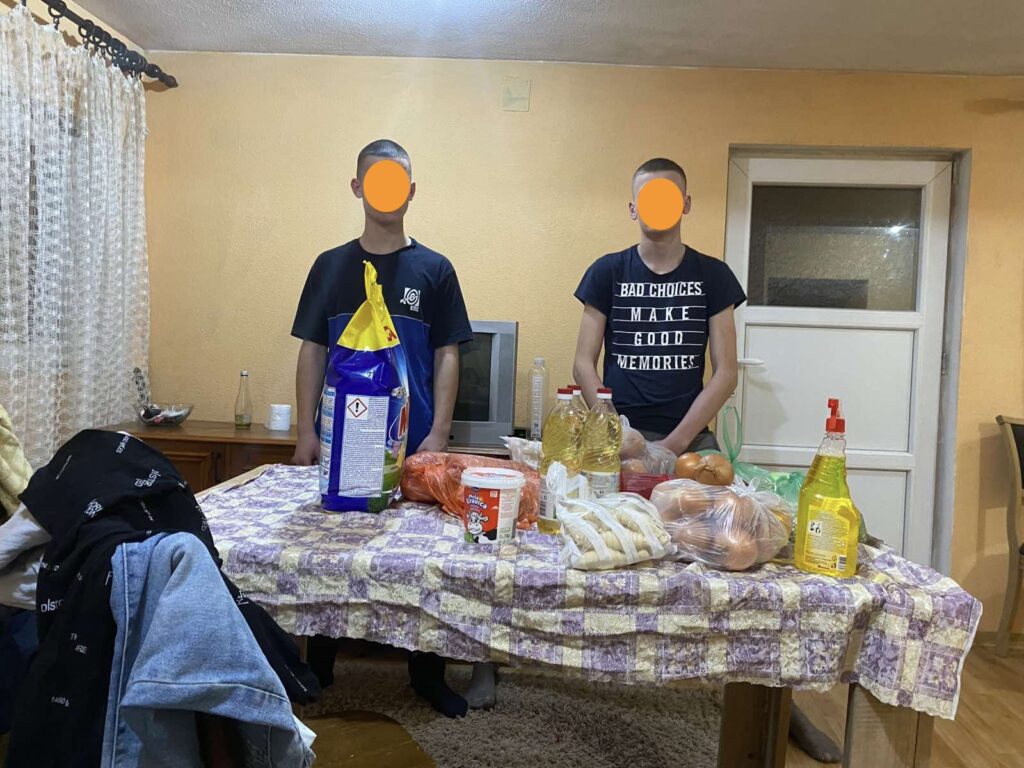 KUPOVINA NAMIRNICA PORODICI FILIMONOVIĆ - USPEŠNA AKCIJA 1