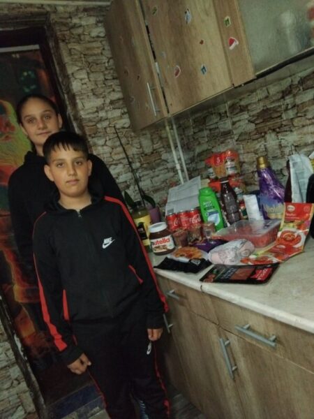 Marina Jovanović – donacija KUPOVINA HRANE I SREDSTAVA ZA HIGIJENU PORODICI JOVANOVIĆ IZ BAČKE TOPOLE